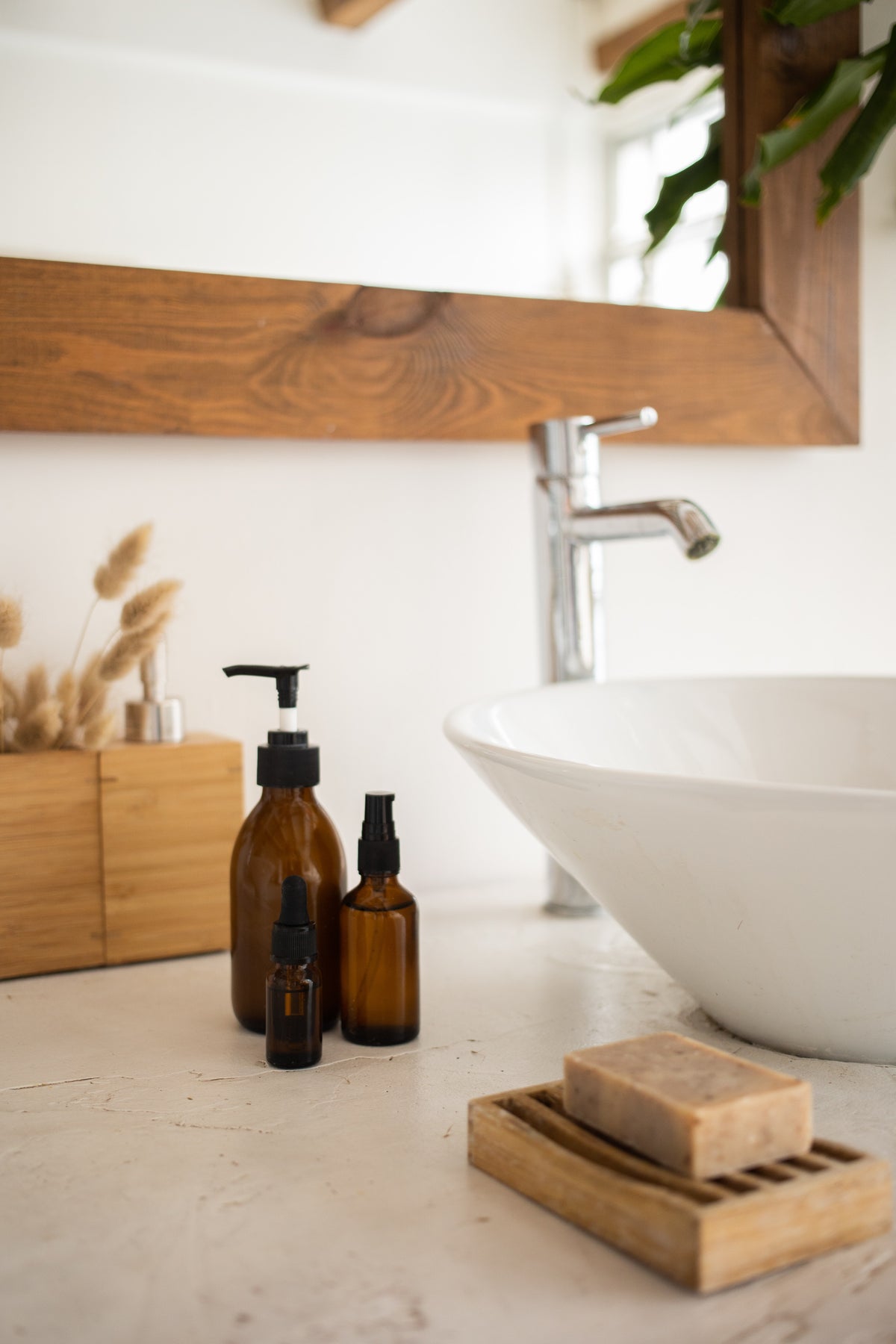 Fragrance Oils vs. Essential Oils